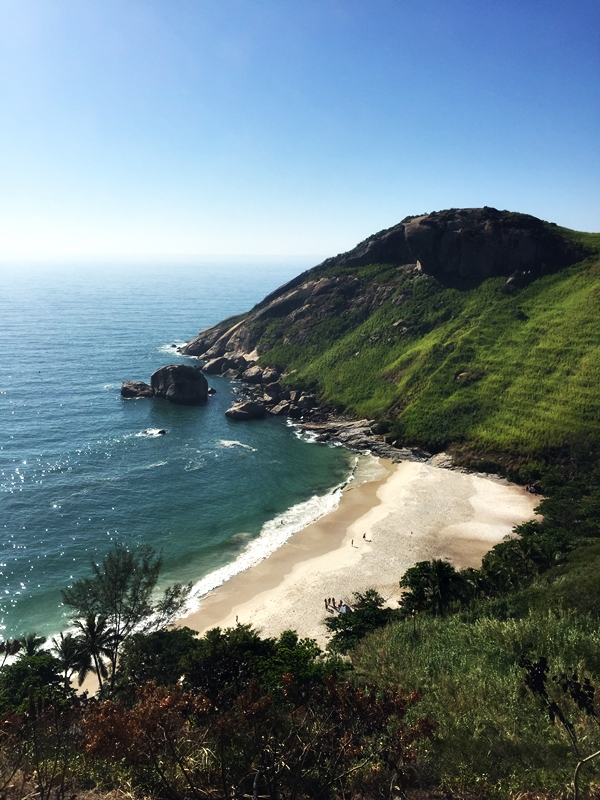 Pedra da Tartaruga e Praia do Perigoso