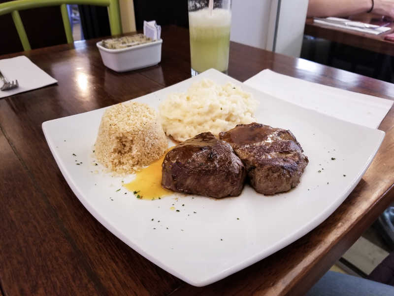 Onde Comer na Barra da Tijuca Jolie Bistro Bar